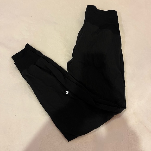 lululemon athletica dance studio joggers - black - size - 4 - Picture 4 of 6
